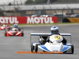 Nogaro - Championnat de France et Open French Cup 18-06-2011