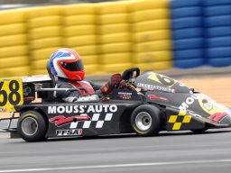Présentation Magny-Cours CIK 2011 GT Open